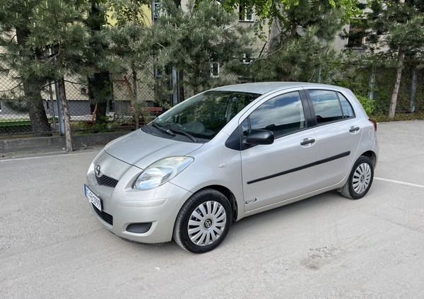 Toyota Yaris cena 21900 przebieg: 135000, rok produkcji 2009 z Racibórz małe 56